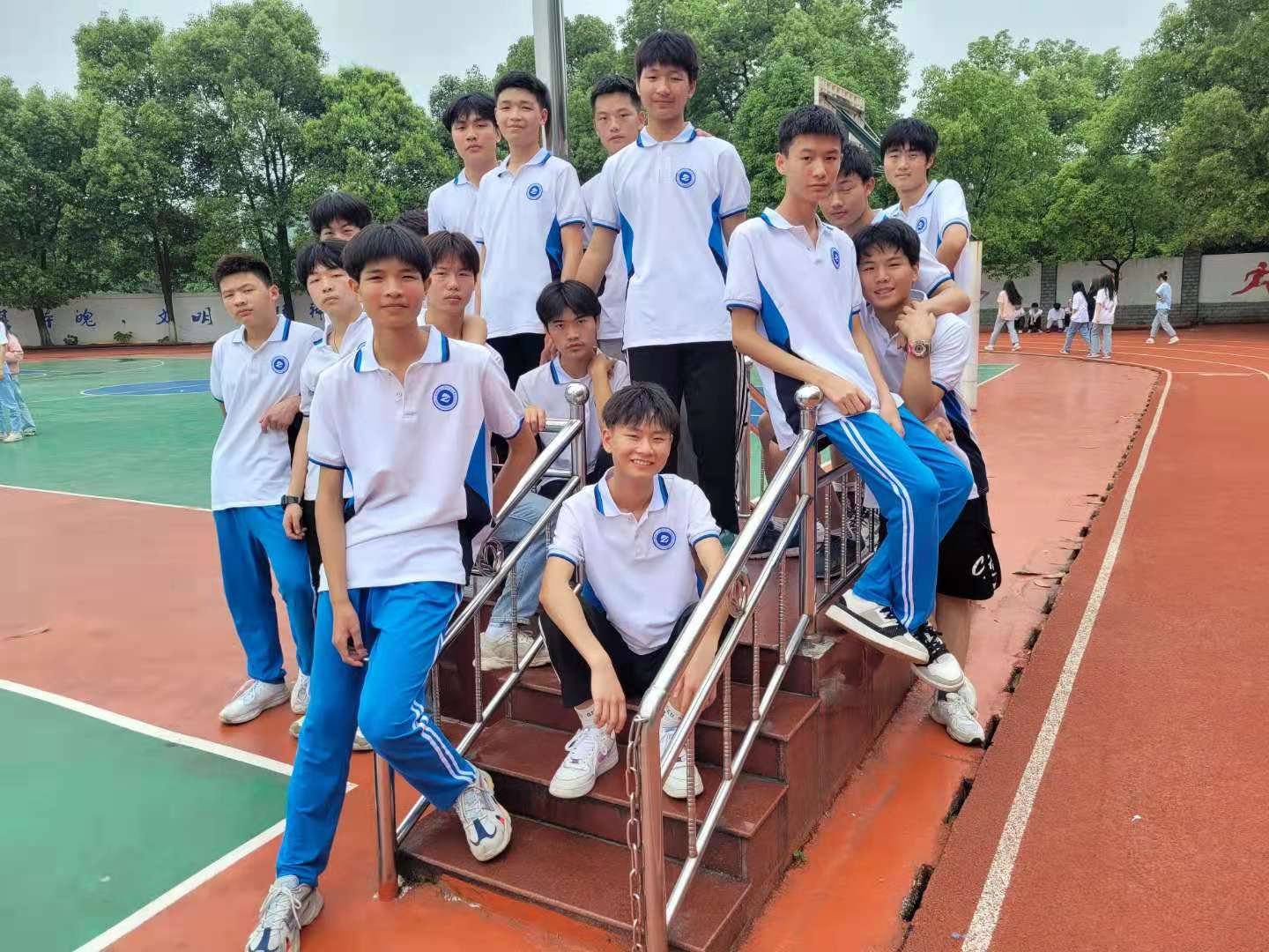 陽光，帥氣的株軌少年郎